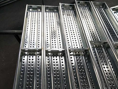 钢跳板材质对耐磨性能的影响探究