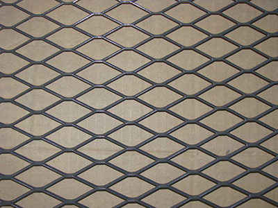 拉伸网在商业店铺装修隔断的创意应用